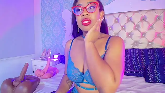 CaseyMoon online show from April 10, 2026, 12:43 pm