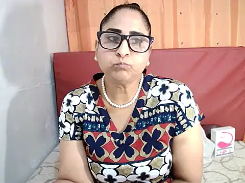 Indiankushy online show from January 15, 2025, 4:43 pm