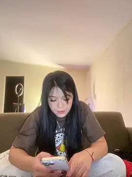 kiarafonseca  online show from October 21, 2025, 5:08 am