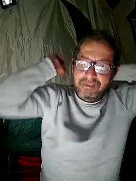 Snapshot of TryingWind chatting on June 9, 2026, 4:02 am TryingWind online show from June 9, 2026, 4:02 am