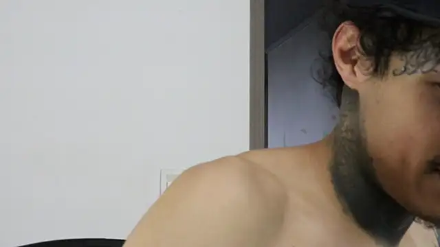 trieone online show from October 26, 2025, 1:55 am