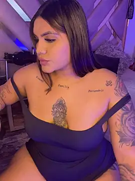 Victoria14  online show from February 10, 2025, 10:40 pm