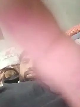 Snapshot of Dogol1990 chatting on February 5, 2026, 3:05 pm Dogol1990 online show from February 5, 2026, 3:05 pm