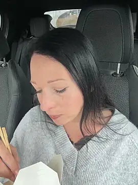 Viola Beck online show from February 28, 2025, 12:09 pm