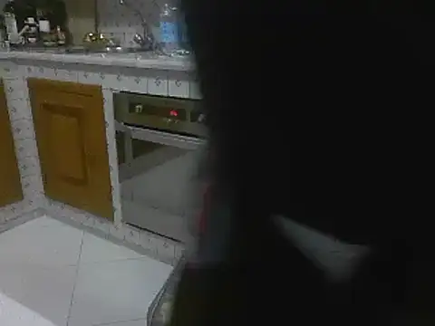 polloiw online show from January 11, 2025, 9:46 pm