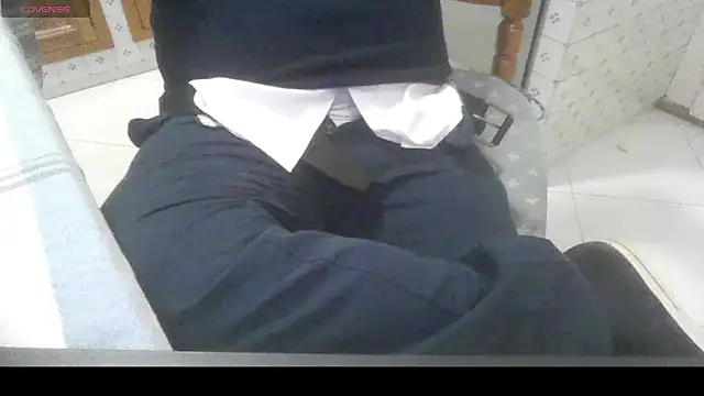 polloiw online show from January 6, 2026, 3:27 pm