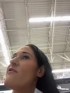 Snapshot of lolabunny9 chatting on January 11, 2025, 9:46 pm lolabunny9 online show from January 11, 2025, 9:46 pm