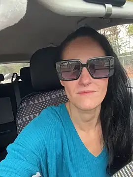 Snapshot of lolabunny9 chatting on February 13, 2025, 7:21 pm lolabunny9 online show from February 13, 2025, 7:21 pm