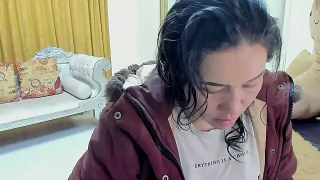 gaby trent online show from December 23, 2024, 2:17 pm