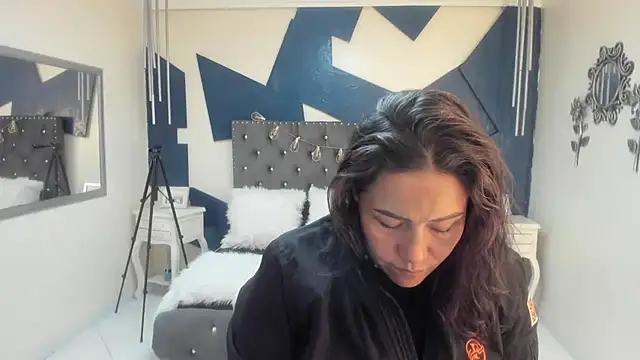Snapshot of gaby_trent chatting on July 30, 2026, 4:06 pm gaby trent online show from July 30, 2026, 4:06 pm