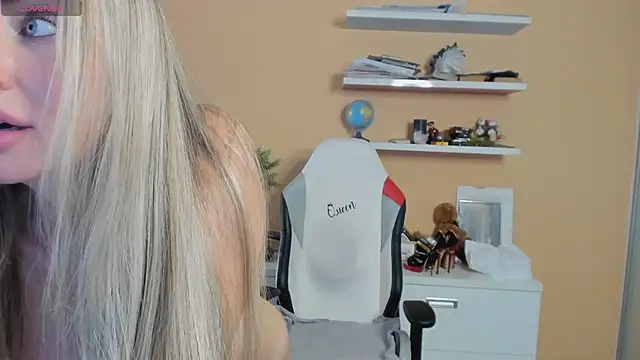 Snapshot of Veola_new chatting on February 21, 2025, 4:07 am Veola new online show from February 21, 2025, 4:07 am