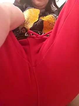 Snapshot of prettydoll97 chatting on March 16, 2025, 10:00 am prettydoll97 online show from March 16, 2025, 10:00 am