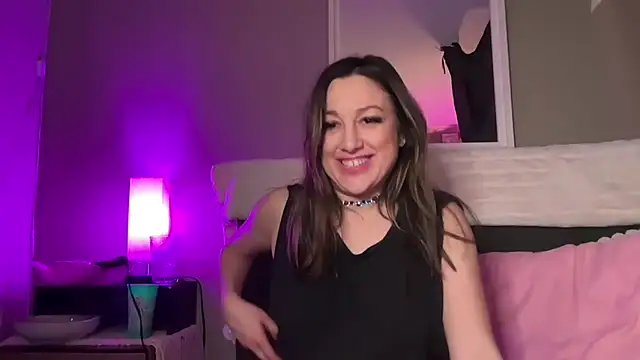 CrazyKittenMeow online show from February 25, 2025, 7:09 am