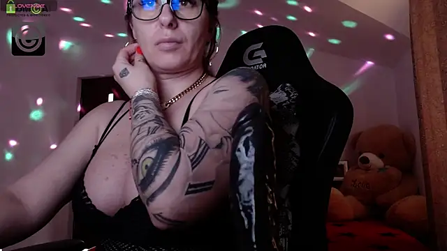 SonyaDevon online show from December 23, 2024, 10:21 am