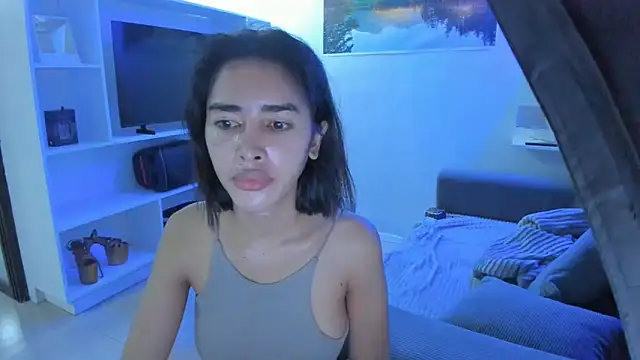 Snapshot of The_One_Only_For_You chatting on November 7, 2025, 8:58 am The One Only For You online show from November 7, 2025, 8:58 am