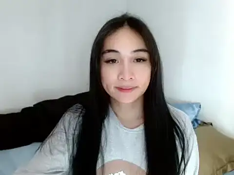 SweetLilly 18 online show from February 21, 2025, 3:56 am