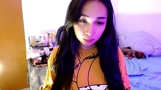 SweetLilly 18 online show from November 2, 2025, 2:19 pm