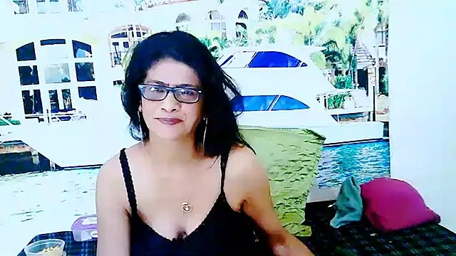 IndianAllure online show from January 15, 2025, 8:41 am