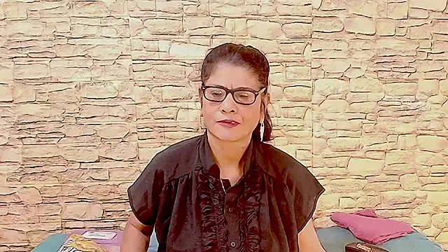 Snapshot of IndianAllure chatting on June 20, 2026, 5:54 am IndianAllure online show from June 20, 2026, 5:54 am