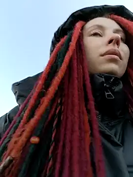 Snapshot of Frost_foxy chatting on October 1, 2025, 2:39 am Frost foxy online show from October 1, 2025, 2:39 am