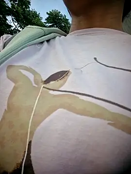 Snapshot of DAELAA chatting on February 3, 2026, 11:21 pm DAELAA online show from February 3, 2026, 11:21 pm