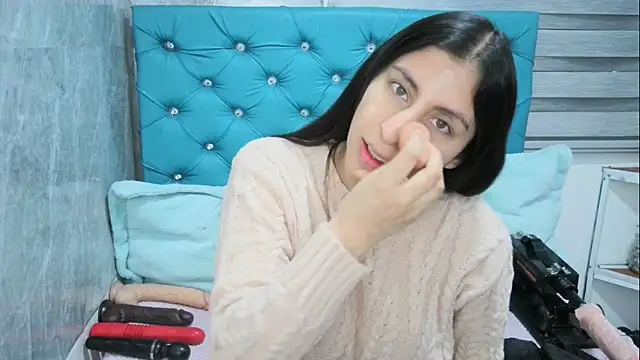 MAARYMOON online show from February 9, 2025, 10:53 am