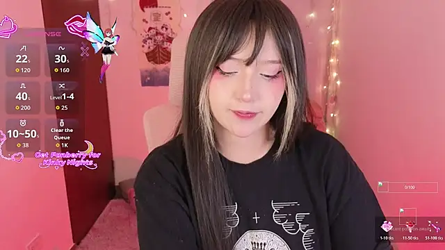 KuroChan420 online show from November 5, 2025, 11:49 pm