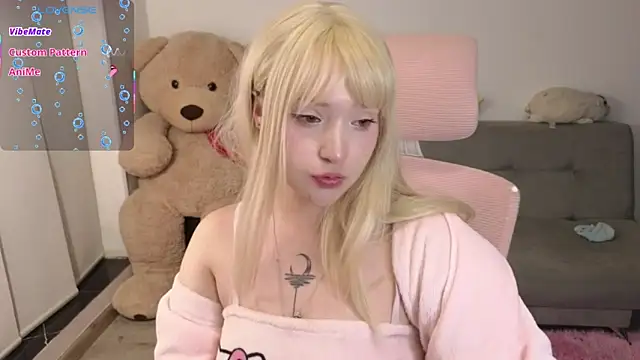 KuroChan420 online show from June 4, 2026, 4:18 am