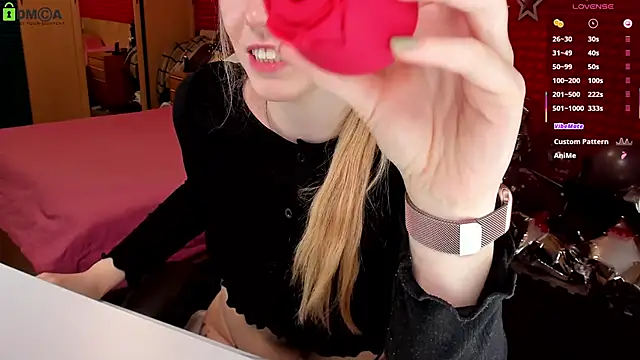 KinsleyHottie online show from March 22, 2025, 11:31 pm