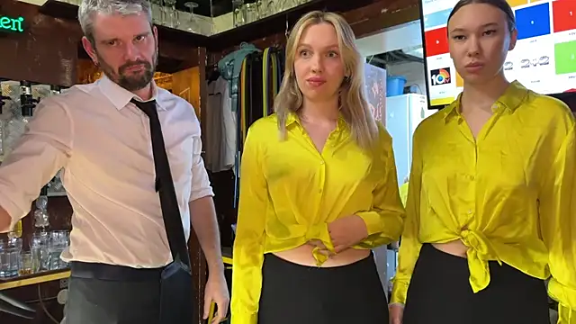 Snapshot of dirtypub chatting on February 28, 2025, 9:33 pm dirtypub online show from February 28, 2025, 9:33 pm