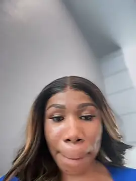 Belle    online show from February 1, 2025, 6:19 pm