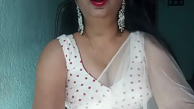 Snapshot of YourModhu chatting on April 2, 2026, 5:43 pm YourModhu online show from April 2, 2026, 5:43 pm