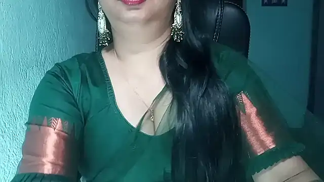 Snapshot of YourModhu chatting on April 18, 2026, 7:58 pm YourModhu online show from April 18, 2026, 7:58 pm