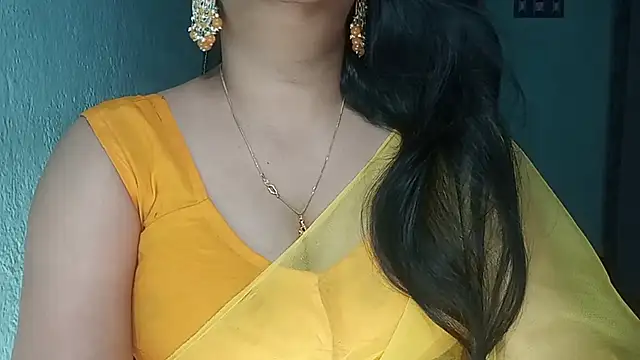 Snapshot of YourModhu chatting on April 19, 2026, 5:56 pm YourModhu online show from April 19, 2026, 5:56 pm