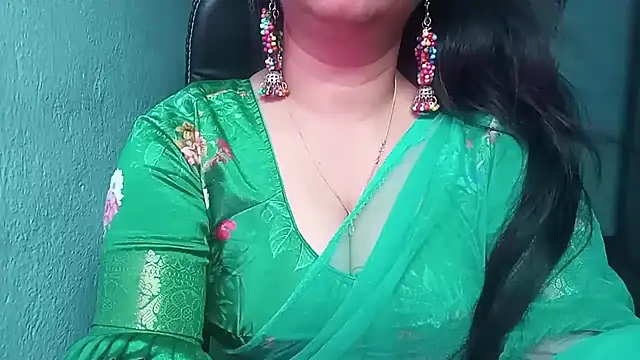 Snapshot of YourModhu chatting on April 23, 2026, 5:48 pm YourModhu online show from April 23, 2026, 5:48 pm