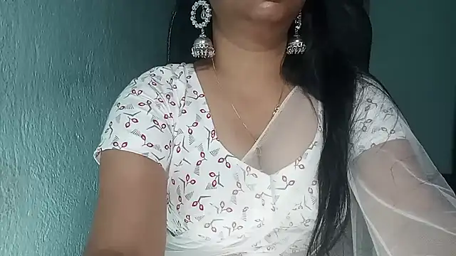 Snapshot of YourModhu chatting on April 30, 2026, 5:41 pm YourModhu online show from April 30, 2026, 5:41 pm
