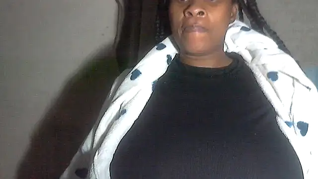 Choco-Coco10 online show from September 27, 2025, 3:33 am