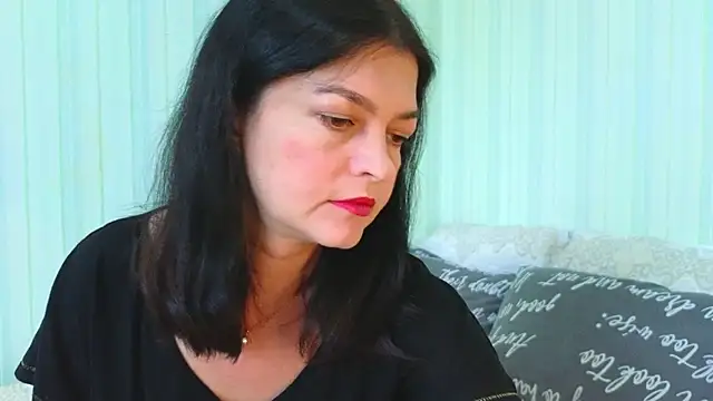  Lily  online show from July 14, 2026, 9:25 am