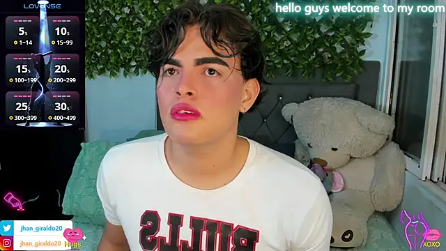 Snapshot of kamii_22 chatting on February 15, 2025, 5:51 am kamii 22 online show from February 15, 2025, 5:51 am