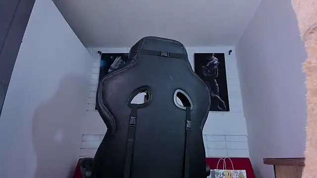 AlanNaughty online show from January 3, 2025, 12:22 am