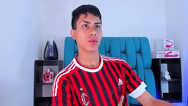 AlanNaughty online show from January 15, 2025, 3:33 am