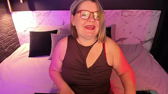 Shannonshine online show from November 25, 2025, 5:29 am