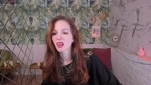 MirandaGlow online show from January 22, 2025, 5:48 am