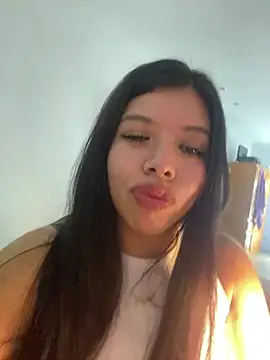 DulceAngelica online show from May 4, 2026, 2:18 am
