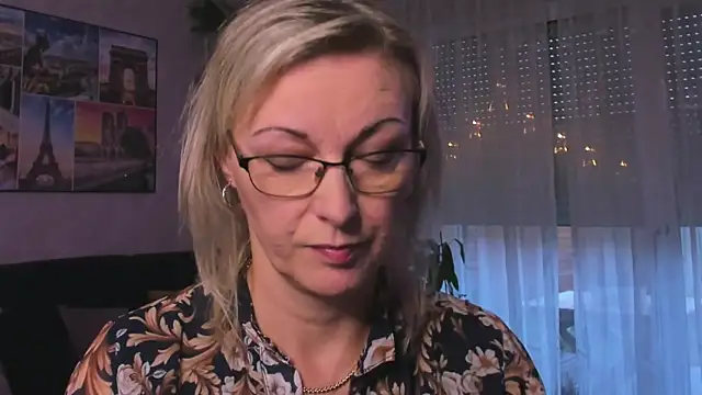 vanessa chat online show from December 15, 2024, 2:27 pm