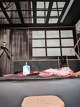 DarkDea online show from November 25, 2025, 4:18 pm