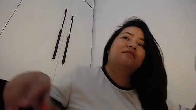 Snapshot of Squirt_tsunami_268 chatting on March 6, 2025, 7:25 am Squirt tsunami 268 online show from March 6, 2025, 7:25 am