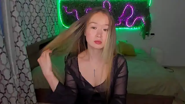 PollyOcean online show from December 14, 2024, 11:07 am