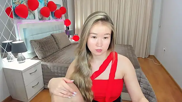 PollyOcean online show from March 2, 2025, 10:45 am