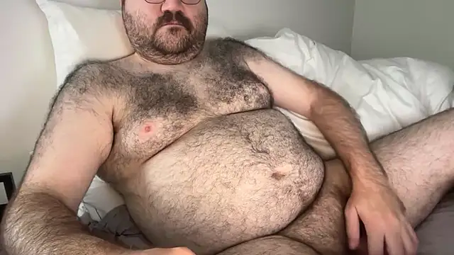 Snapshot of elagobear chatting on August 4, 2026, 6:05 am elagobear online show from August 4, 2026, 6:05 am